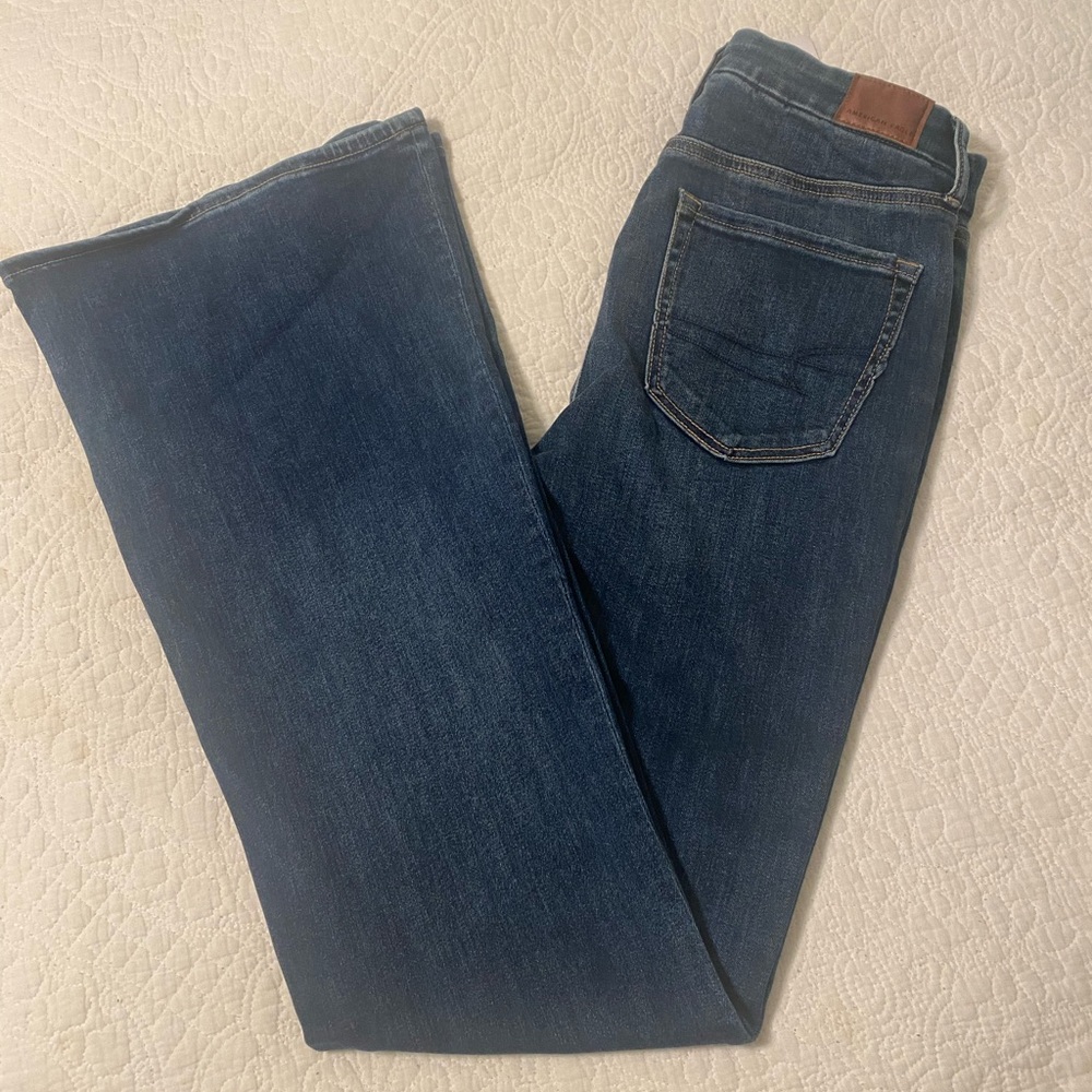 Woman’s American Eagle High Rise Flare Jeans